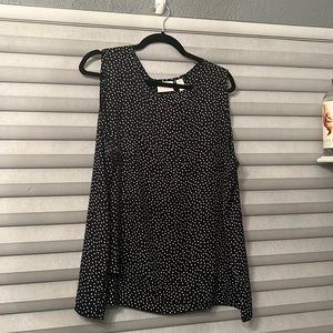 Chicos Black & White polka dot tank